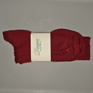 New Doogan Donegal 100% Pure Wool Irish Walking Socks - Dark Red